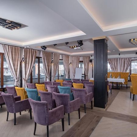 Boomerang Boutique Hotel Odesa Exterior photo